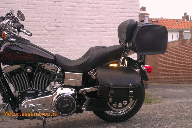 Harley Davidson Dyna met motortas, zwart, 2x27L, G5501nz