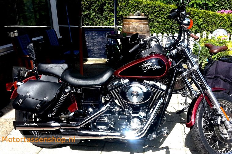 Harley Davidson Lowrider motortas, zwart nerfleder, 2x13,5 L, C4080z