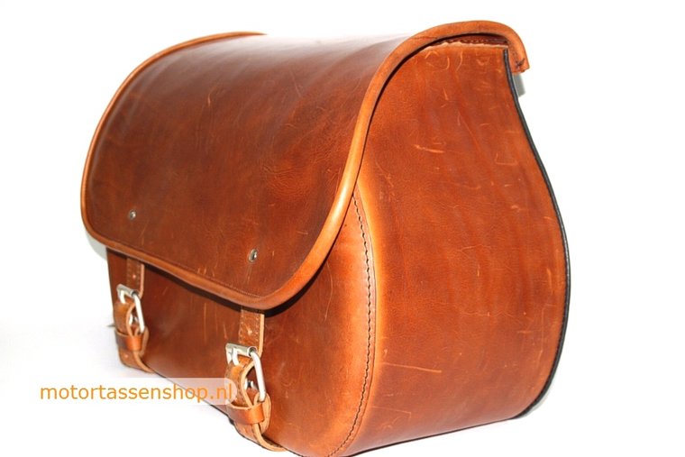 Harley Davidson Dyna met Bigbag, cognac, 40L, P7900