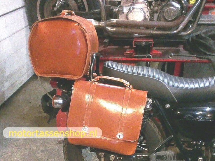 Kawasaki W800  motortas nerfleder cognac, 1x18L, Posttasc