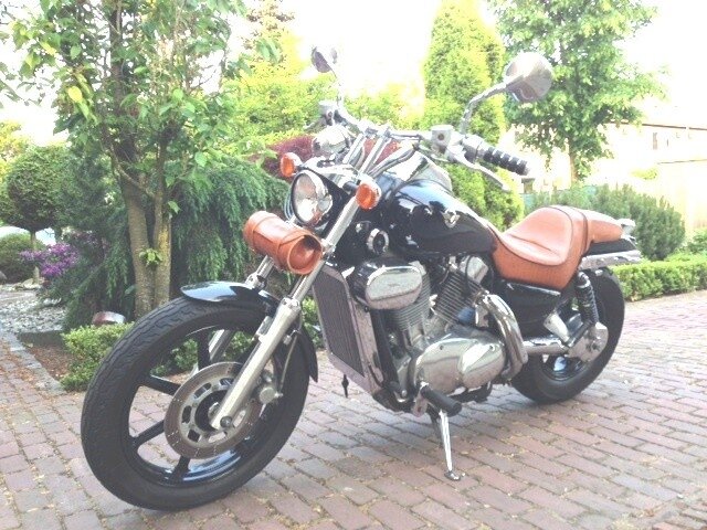 Kawasaki VN met Toolrol, cognac, T7000