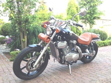 Kawasaki VN met Toolrol, cognac, T7000